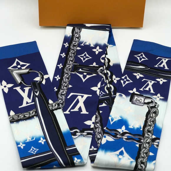 Louis Vuitton Escale Confidential Bandeau Twilly - Picture 7 of 16